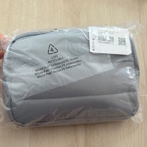 Lululemon Everywhere Belt Bag 2L Wunder Puff